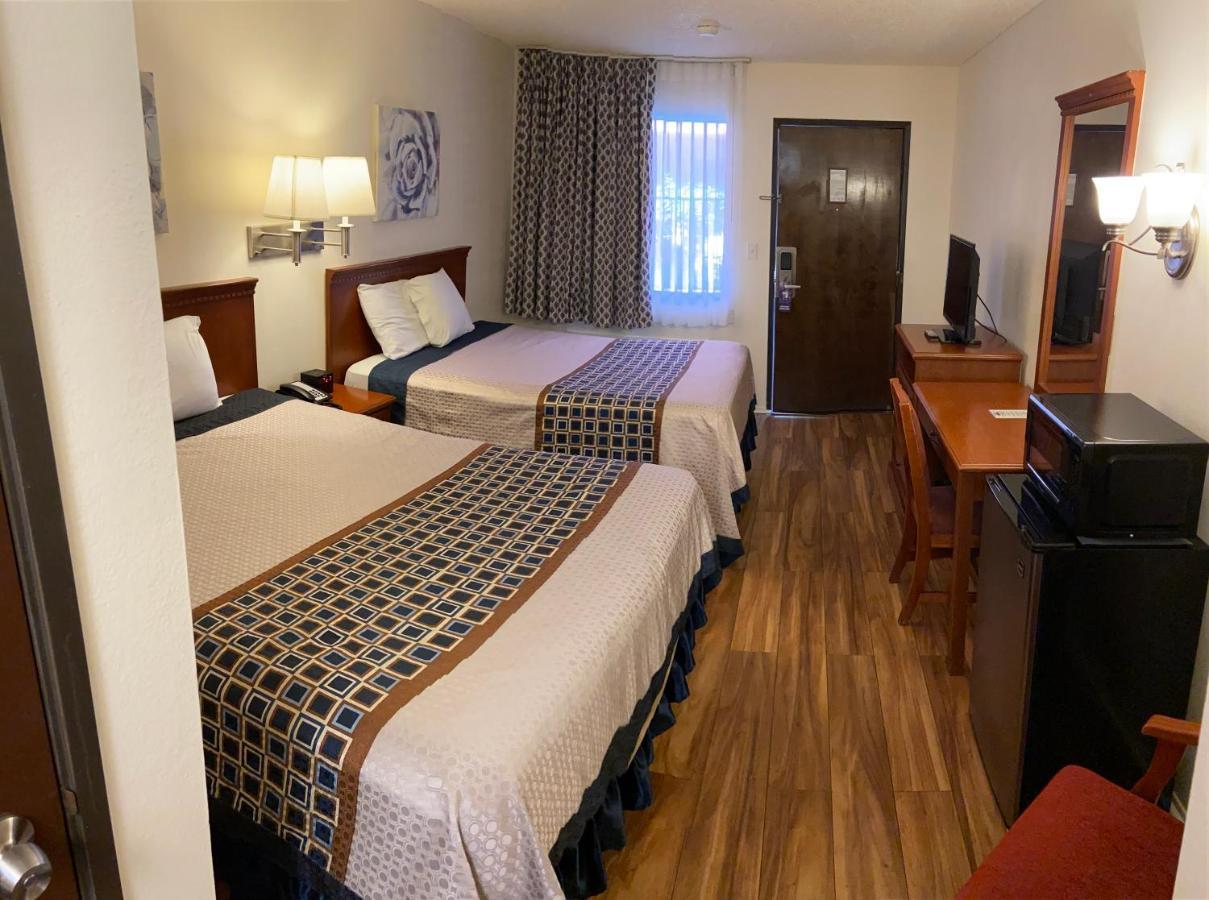 Vantage Point - Woodland Hills 2* Los Angeles