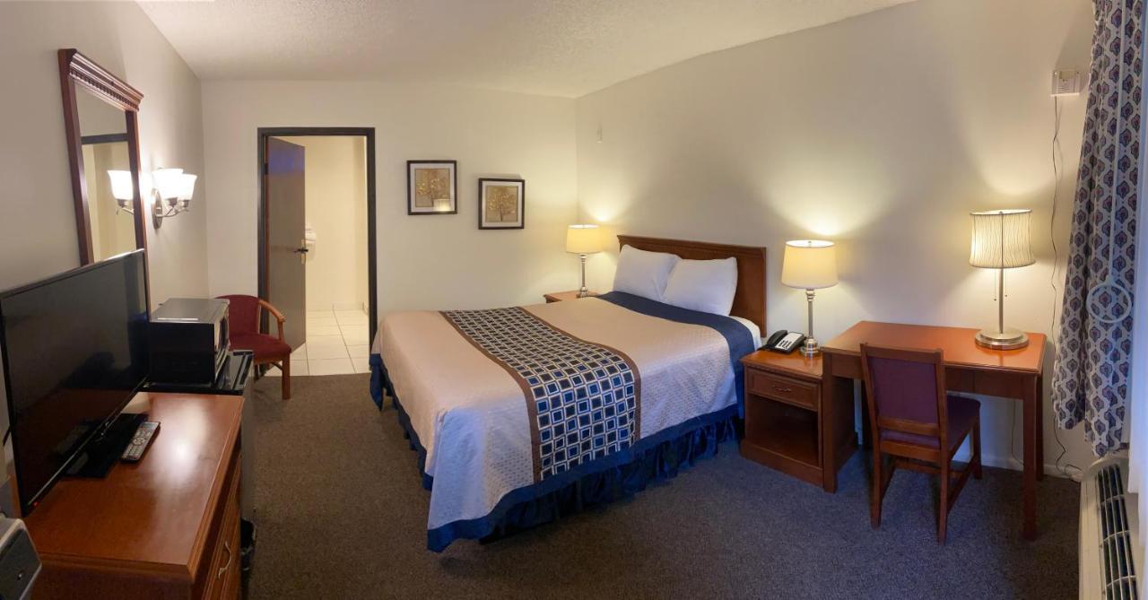 Motel Vantage Point - Woodland Hills 2*