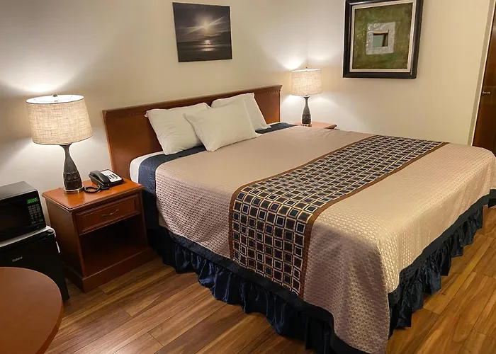 Vantage Point Inn - Woodland Hills