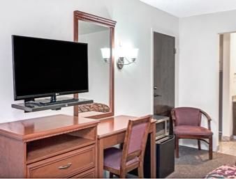 Motel Vantage Point - Woodland Hills 2*